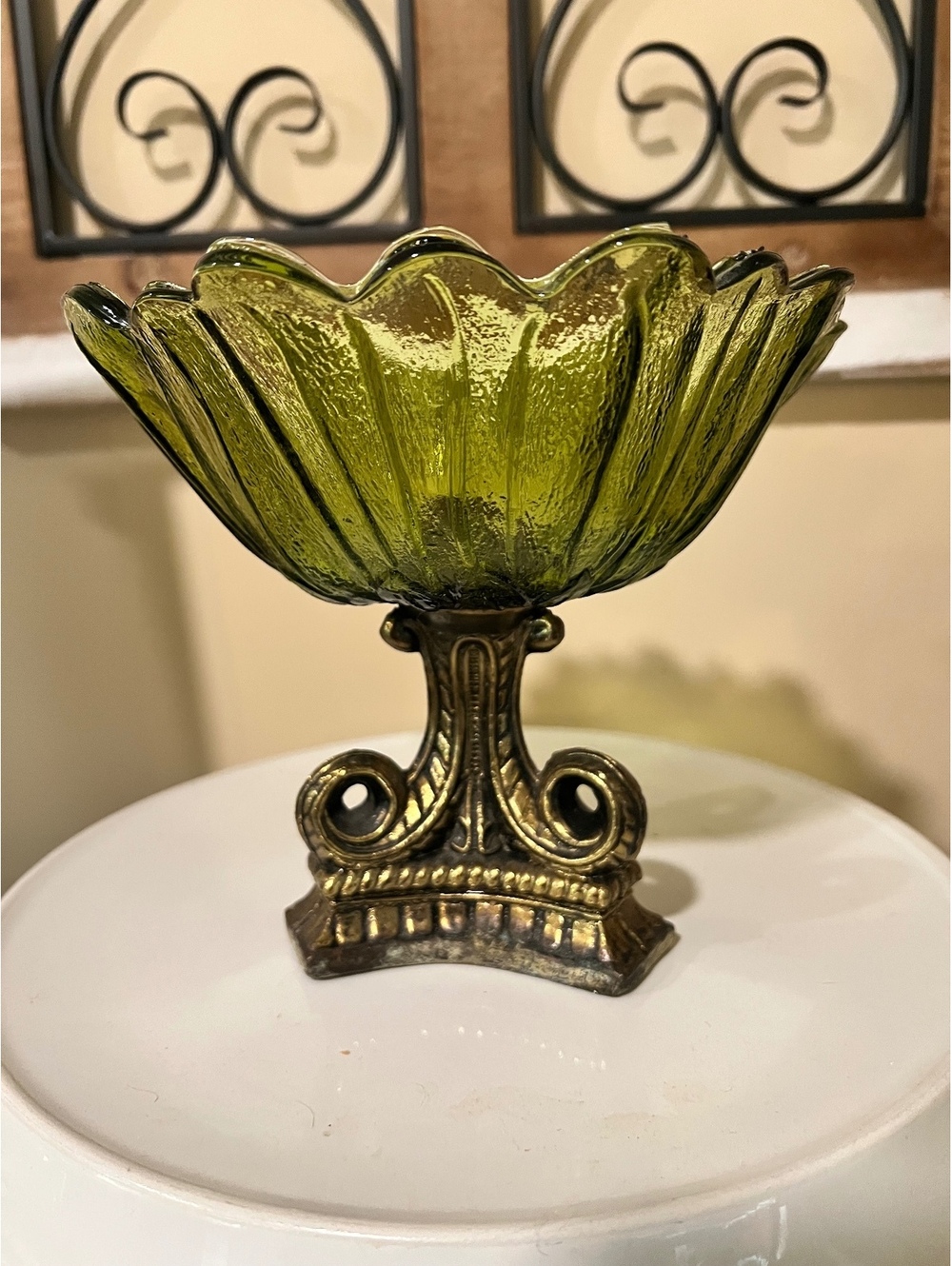Vintage Olive green glass Scalloped bowel detachable Antique brass base 6” L
